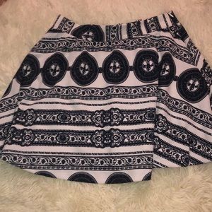 Patterned skirt